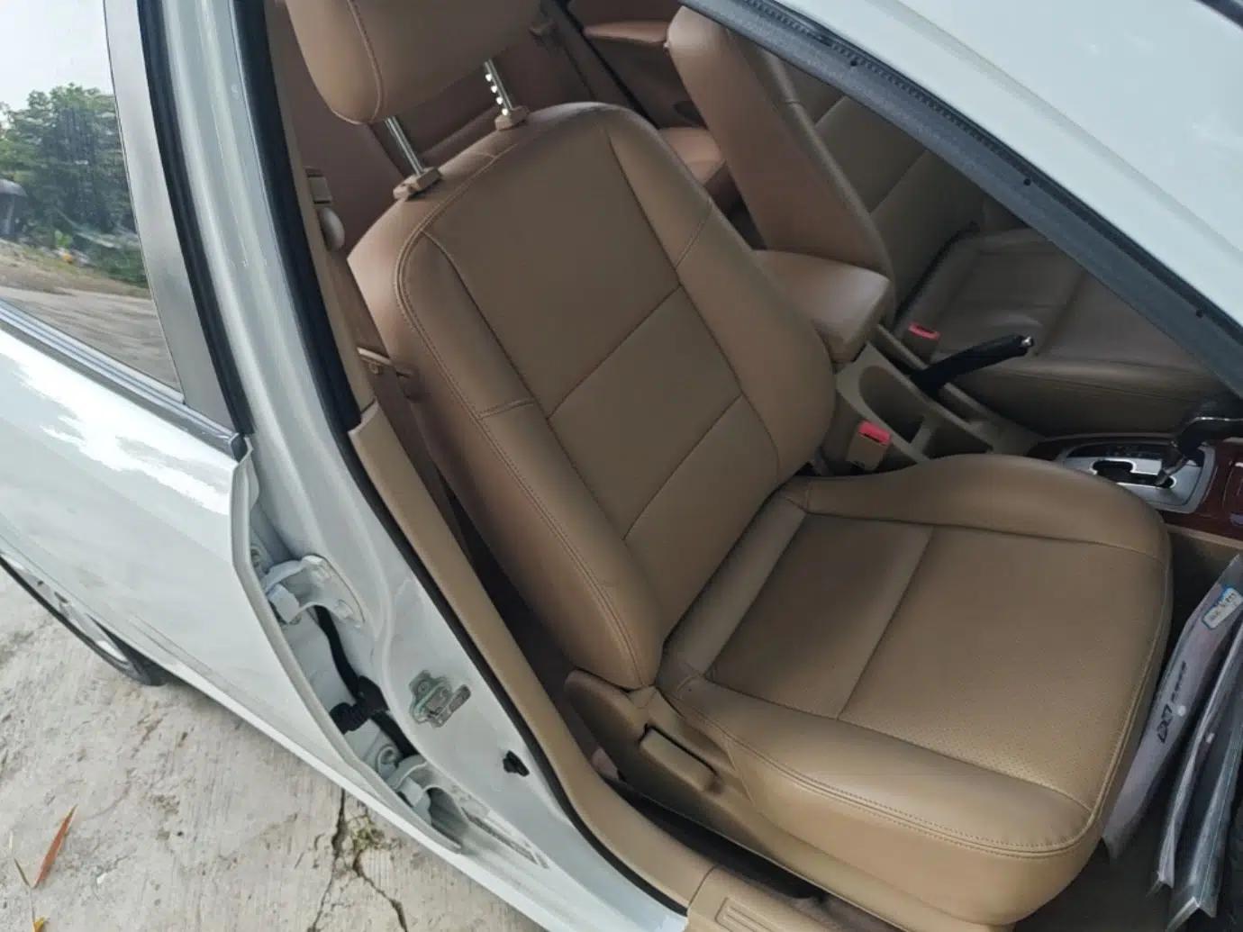 Buick Excelle 2013 1.5L Automatic Luxury Model — миниатюра 19