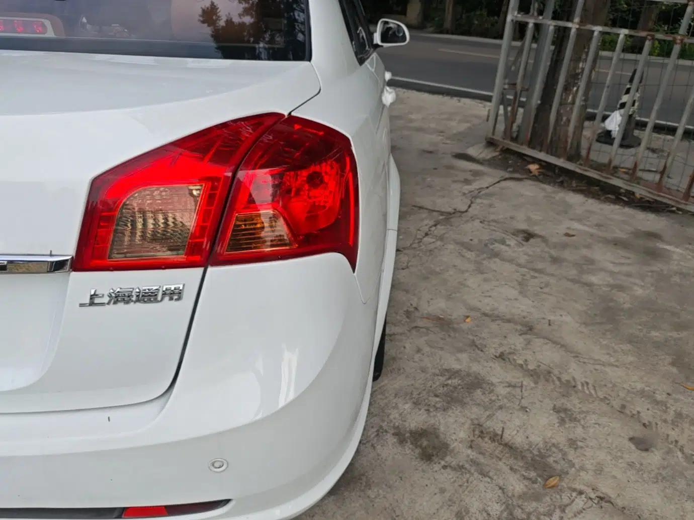 Buick Excelle 2013 1.5L Automatic Luxury Model — миниатюра 9