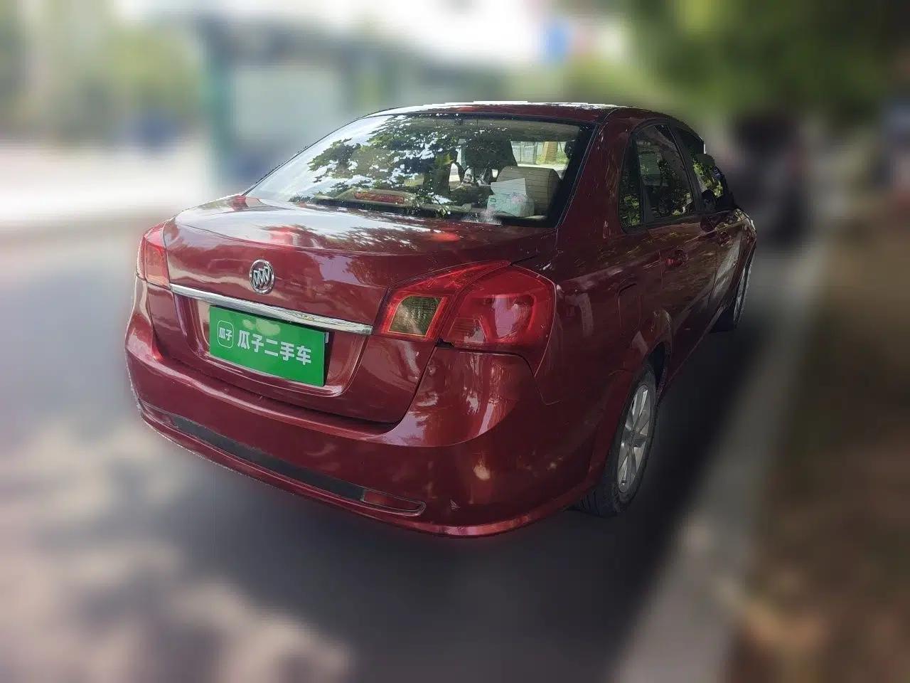 Buick Excelle 2013 1.5L Manual Classic Model — миниатюра 6