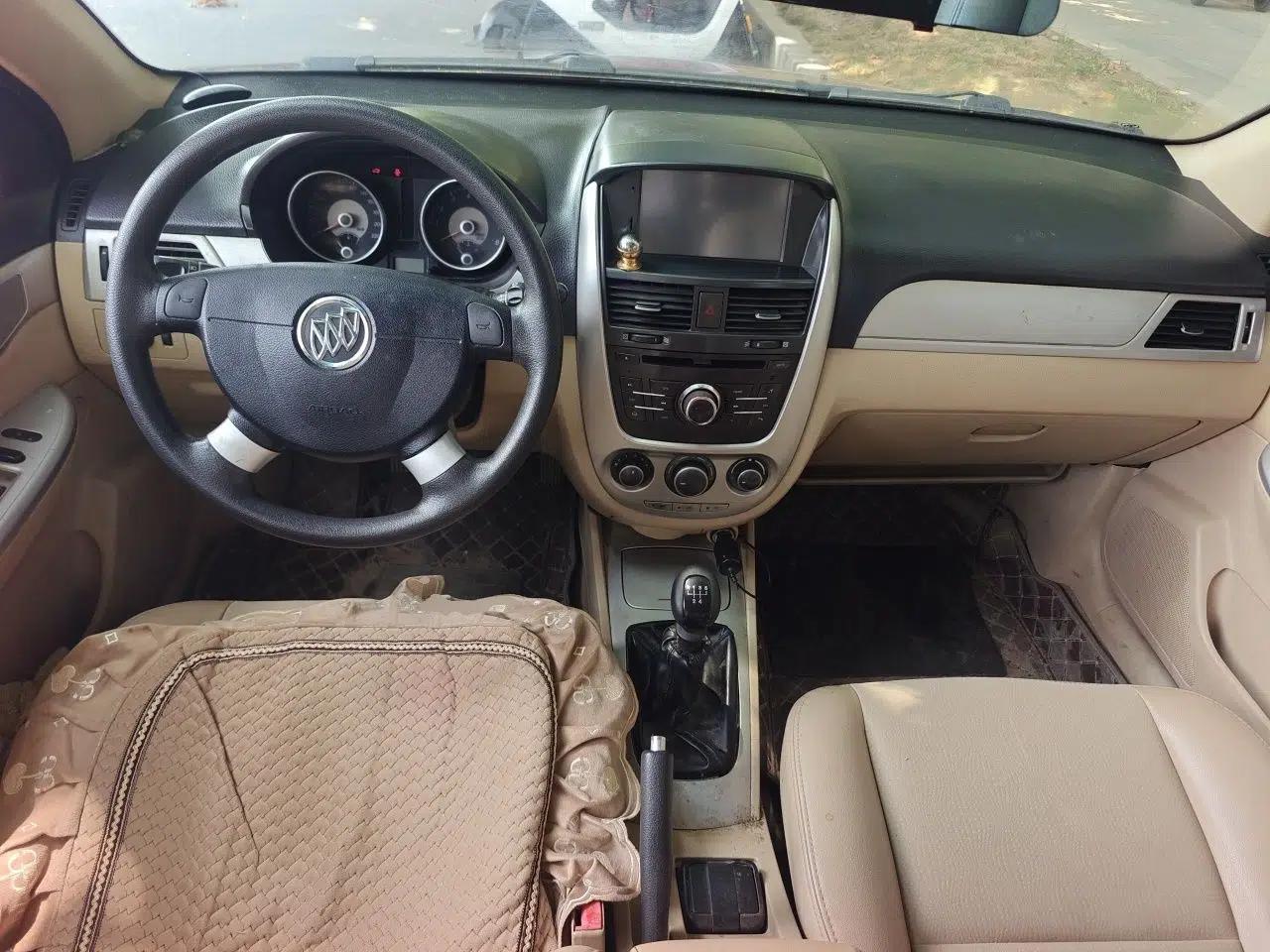 Buick Excelle 2013 1.5L Manual Classic Model — миниатюра 9