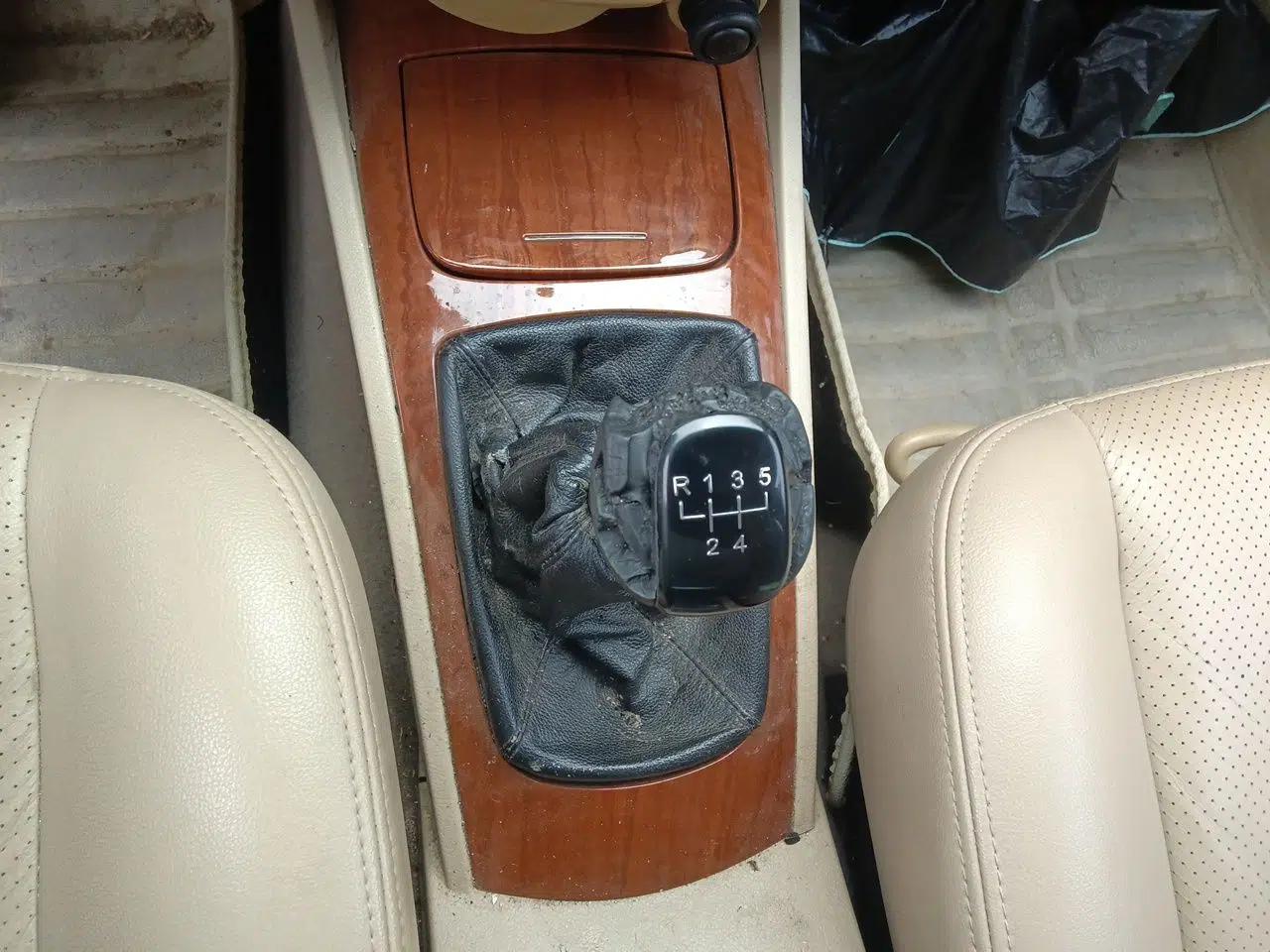 Buick Excelle 2011 1.6 LE-MT — миниатюра 14