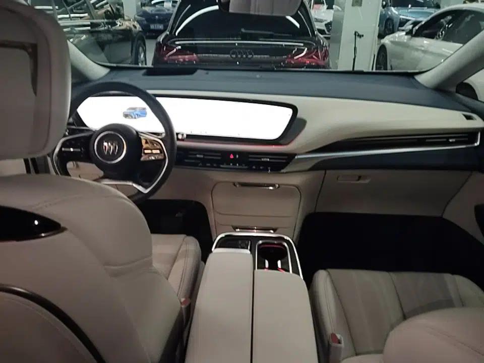 Buick Century 2023 2.0T Six-Seater Yinshi Edition — миниатюра 17