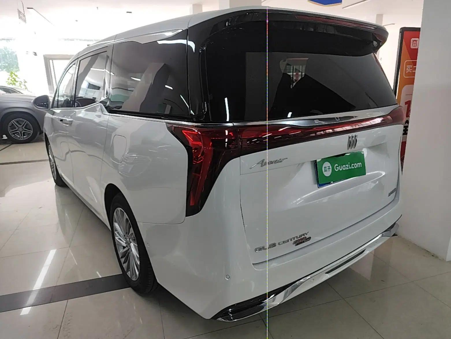 Buick Century 2023 2.0T Six-Seater Yinshi Edition — миниатюра 13