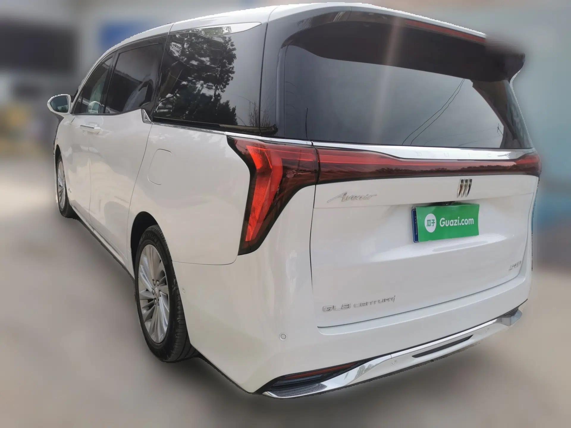 Buick Century 2023 2.0T Six-Seater Yinshi Edition — миниатюра 4
