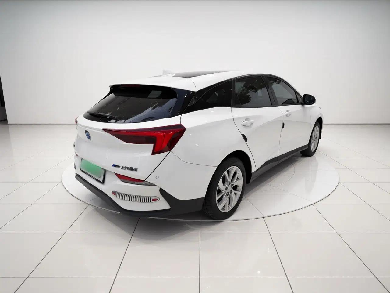 Buick Velite 6 2022 Connected & Shared PLUS — миниатюра 6