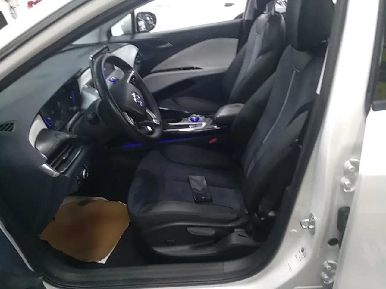 Buick Velite 6 2020 Plug-in Hybrid Connected Smart Model — миниатюра 22