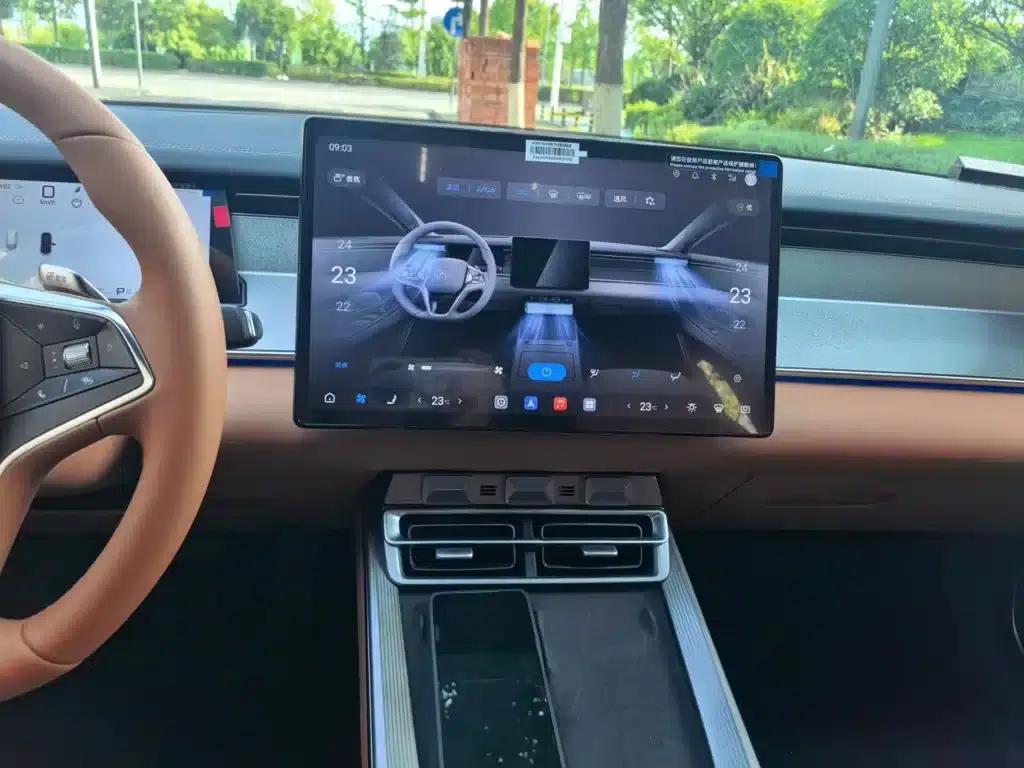Han L 2025 EV 701KM LiDAR Premium Edition — миниатюра 14