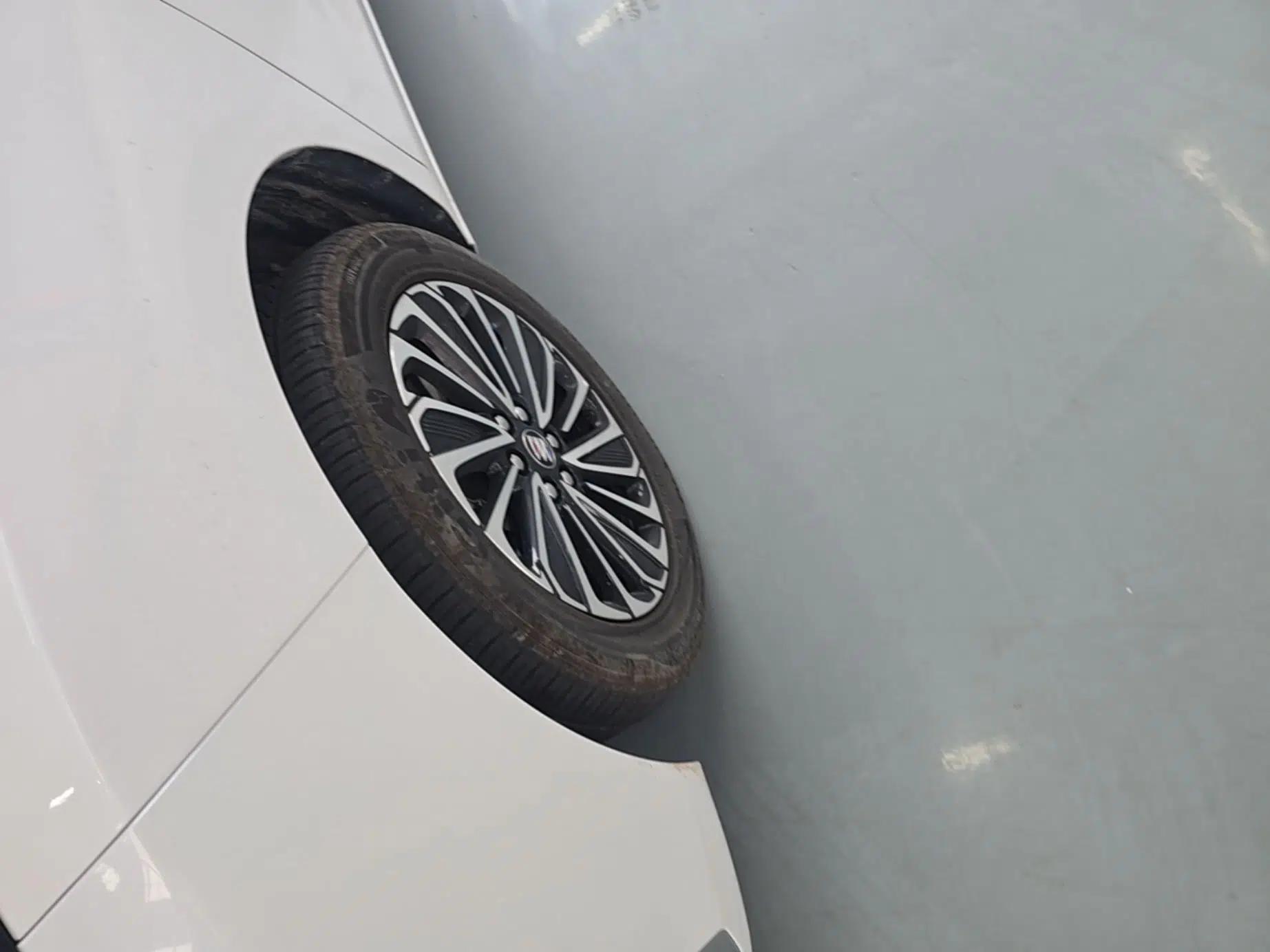 Buick GL8 New Energy 2025 Lu Shang Luxury Edition 7-Seater — миниатюра 10