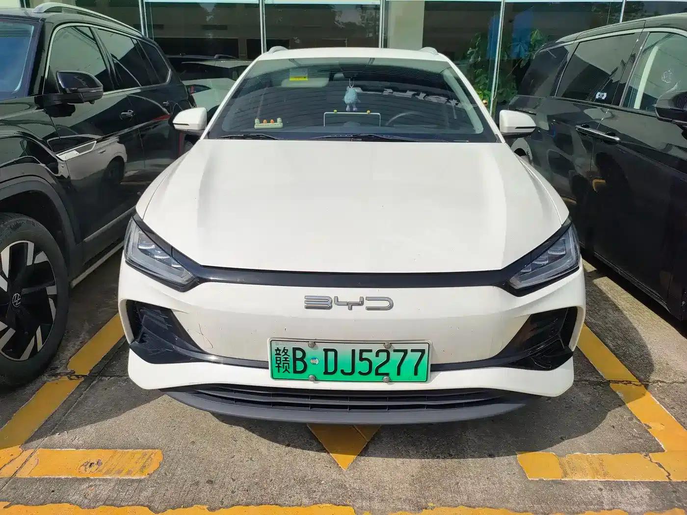 BYD e2 2023 Luxury Edition — миниатюра 9