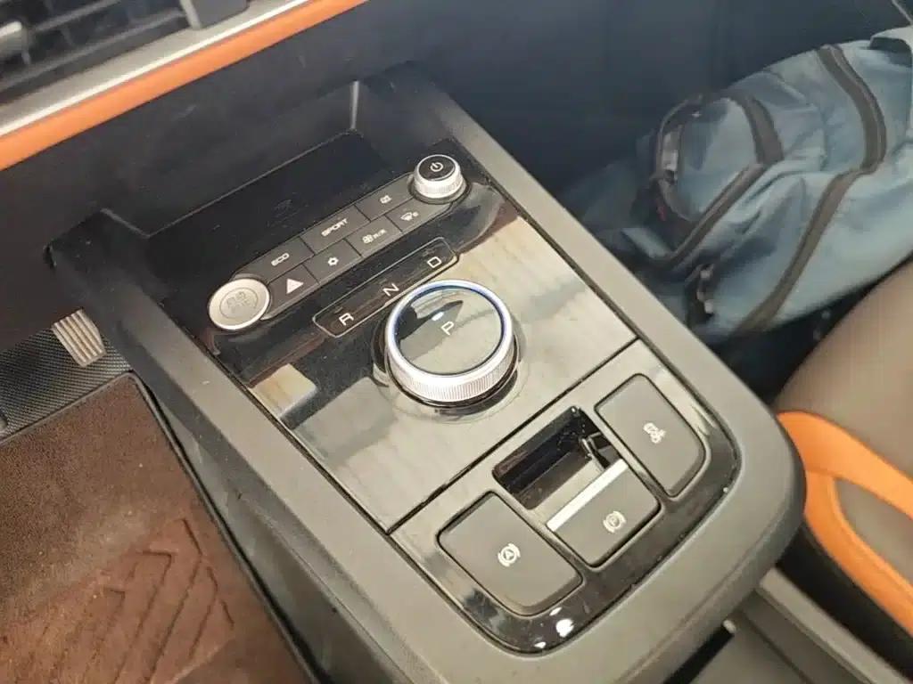 BYD e2 2021 Luxury Edition — миниатюра 14