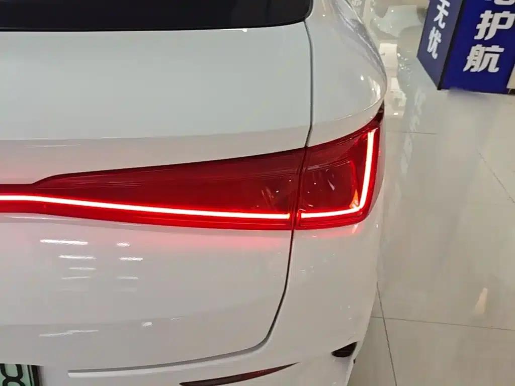 BYD e2 2021 Premium Edition — миниатюра 8