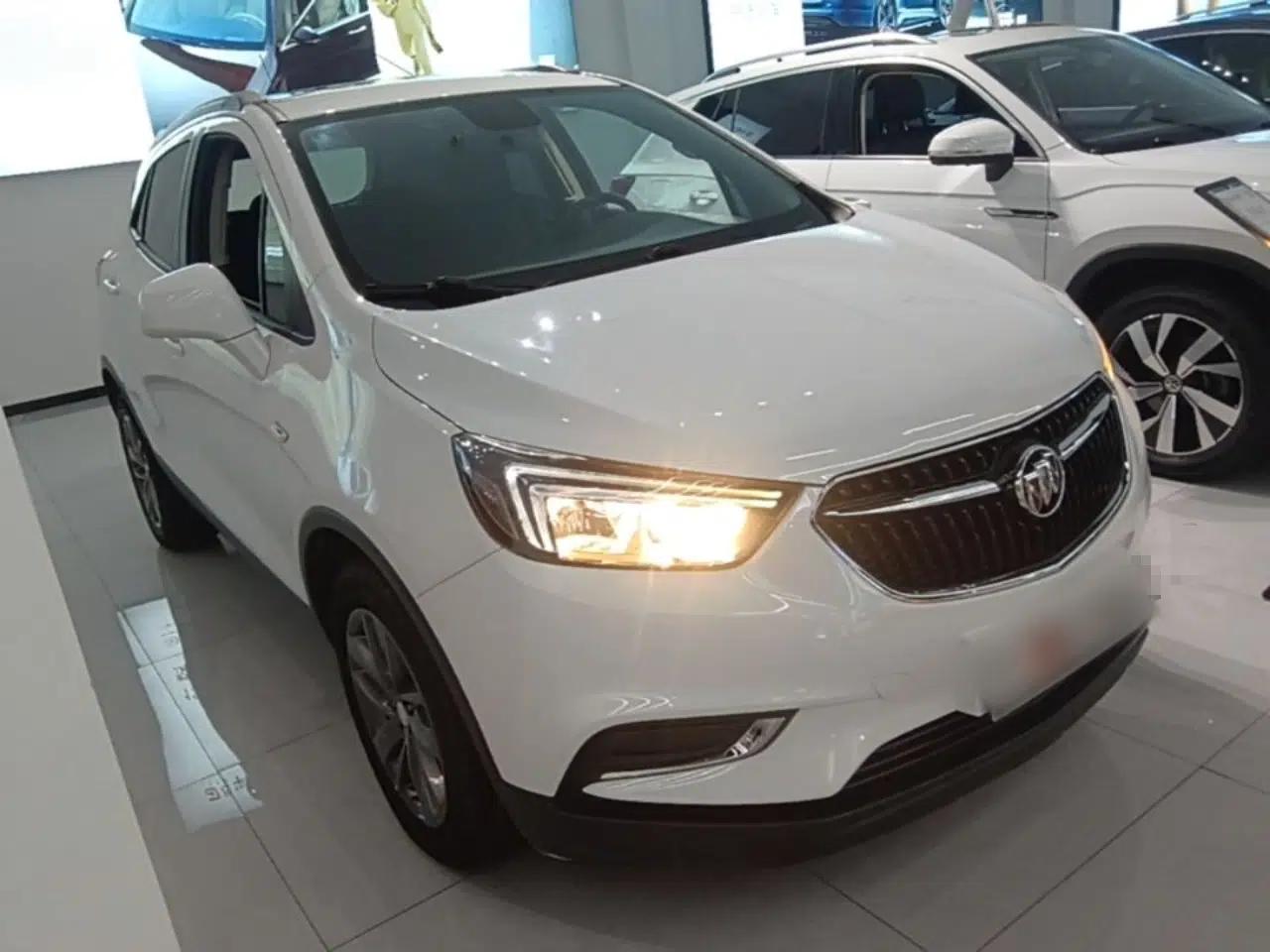 Buick Encore 2017 18T Automatic Two-Wheel Drive Urban Leading Model — миниатюра 3