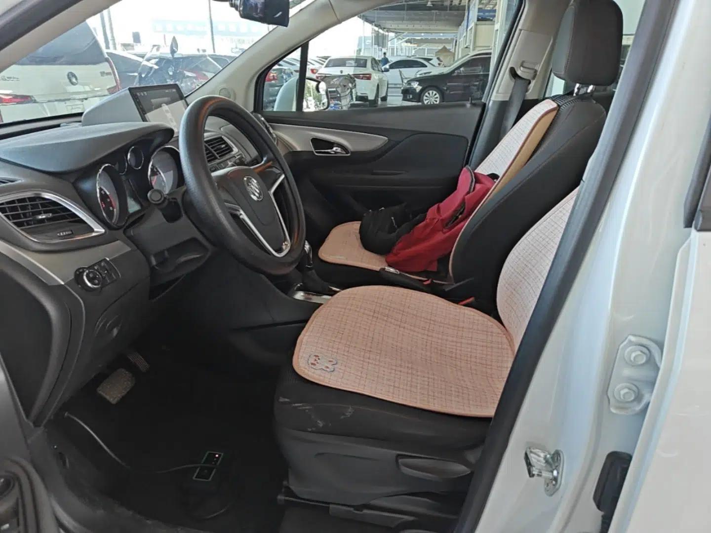 Buick Encore 2015 1.4T Automatic Two-Wheel Drive Urban Elite Version — миниатюра 17