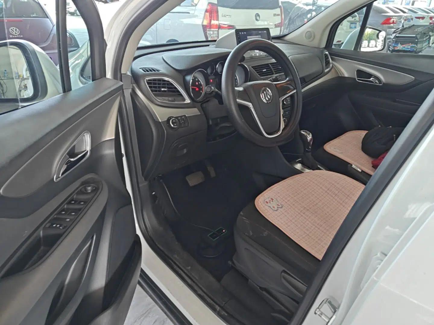 Buick Encore 2015 1.4T Automatic Two-Wheel Drive Urban Elite Version — миниатюра 18