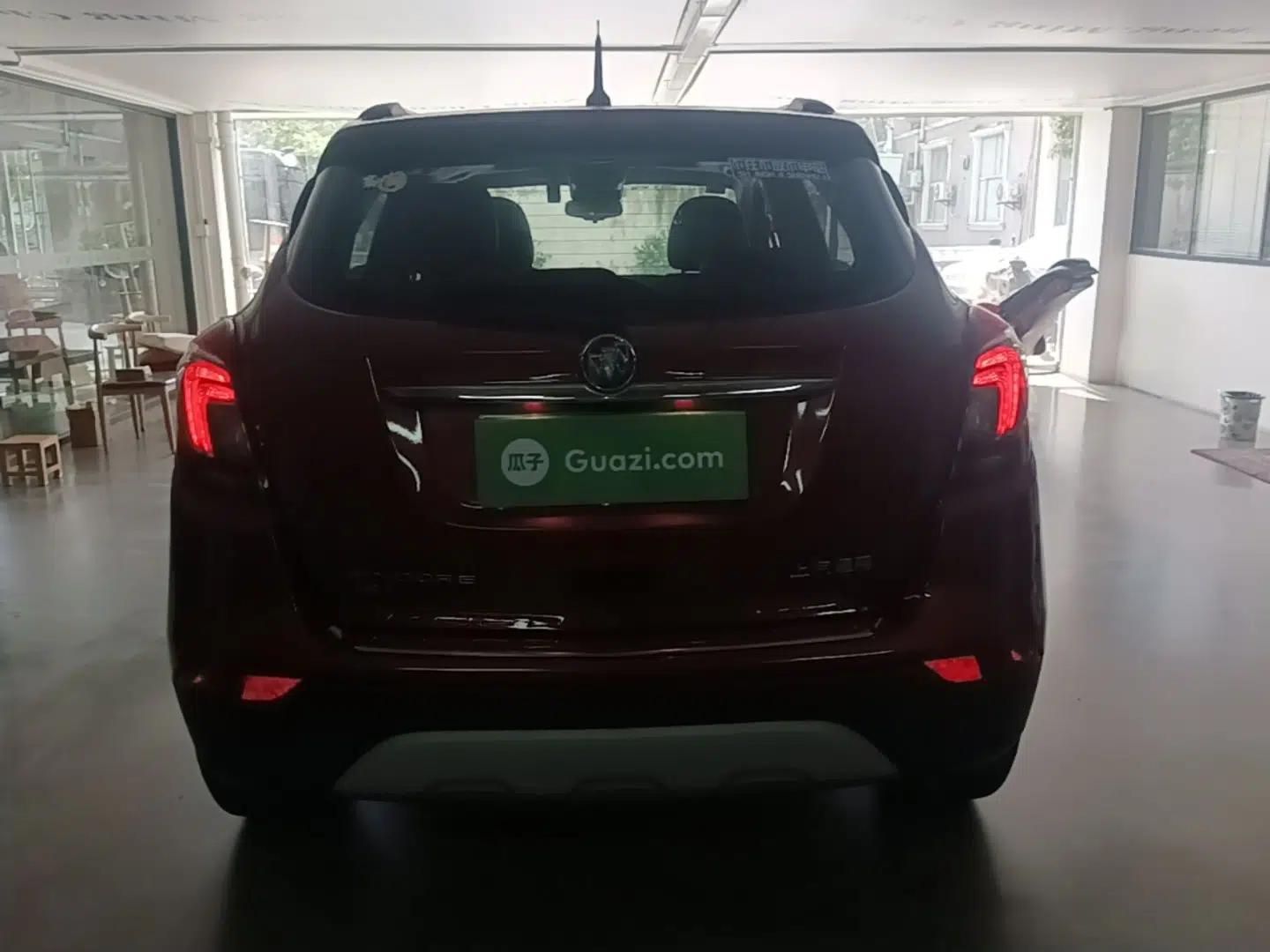 Buick Encore 2016 18T Automatic Two-Wheel Drive Urban Elite Model — миниатюра 5