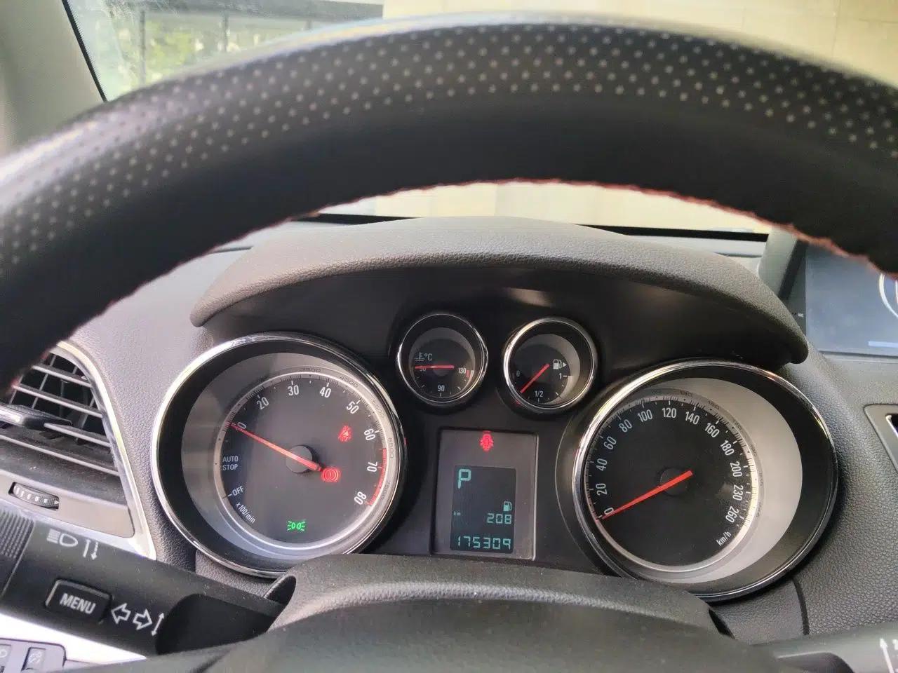 Buick Encore 2015 1.4T Automatic Two-Wheel Drive Urban Elite Version — миниатюра 11