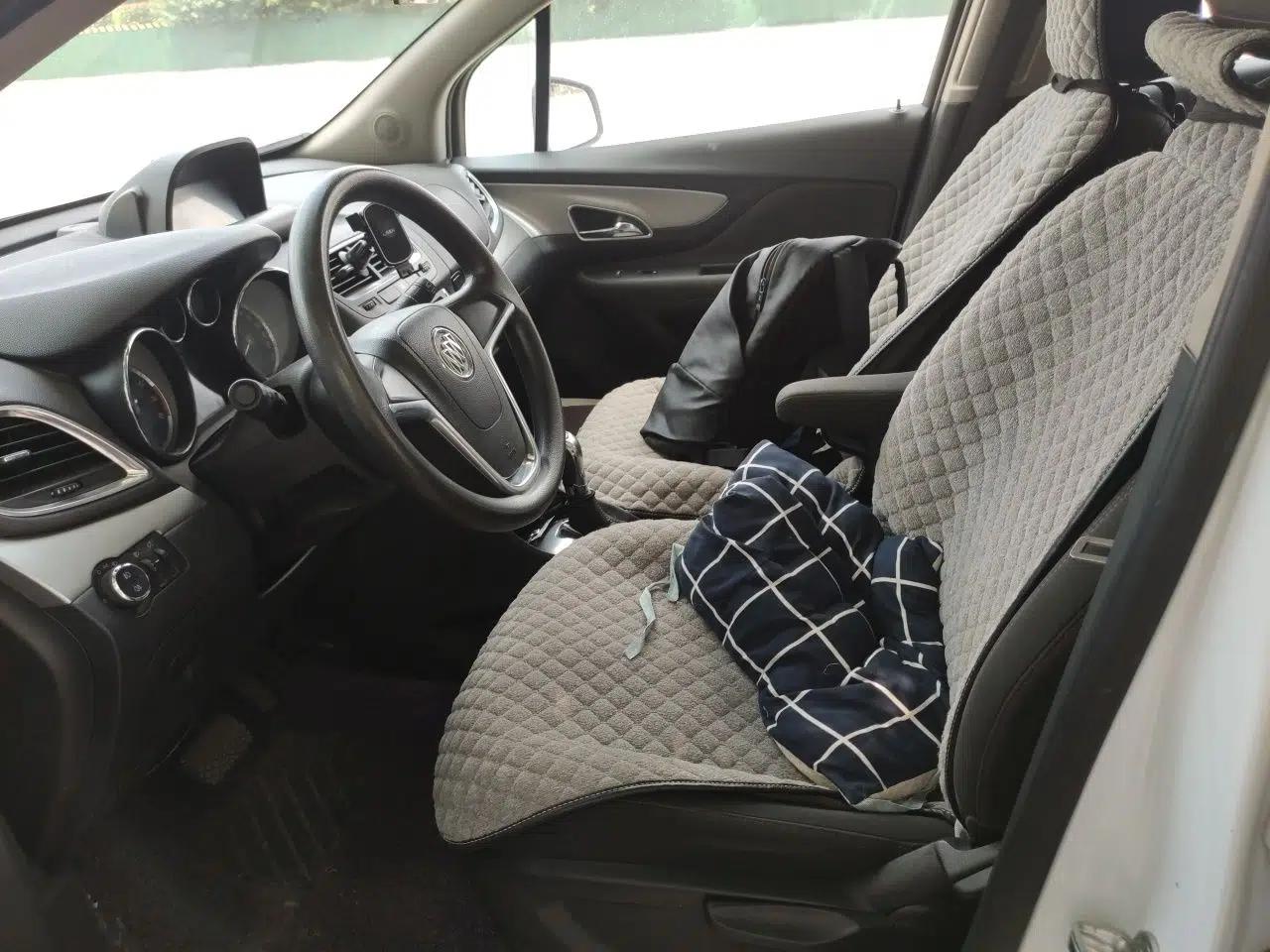 Buick Encore 2015 1.4T Automatic Two-Wheel Drive Urban Elite Version — миниатюра 15