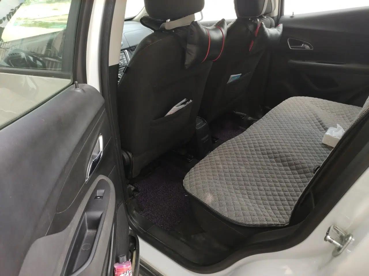 Buick Encore 2015 1.4T Automatic Two-Wheel Drive Urban Elite Version — миниатюра 17