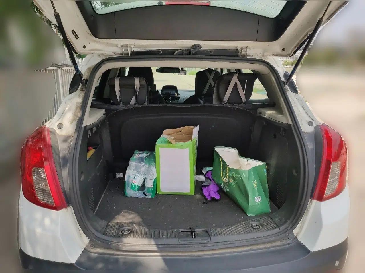 Buick Encore 2015 1.4T Automatic Two-Wheel Drive Urban Elite Version — миниатюра 19