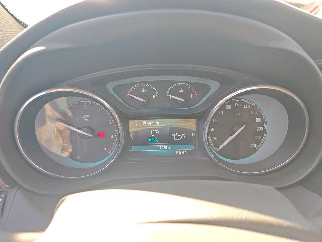 Buick Envision 2016 20T Two-Wheel-Drive Elite Model — миниатюра 11
