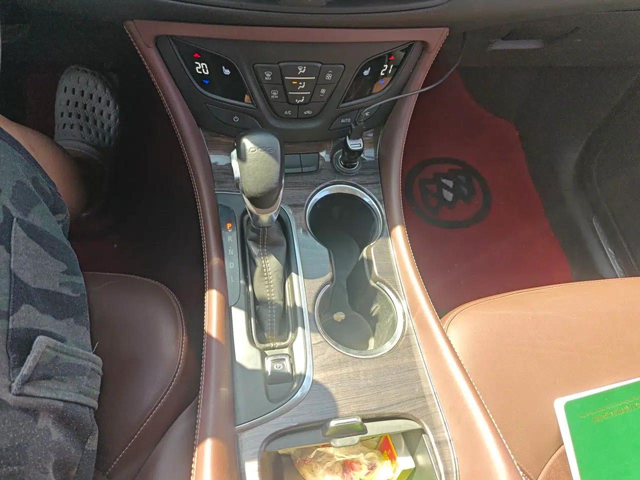 Buick Envision 2016 20T Two-Wheel-Drive Elite Model — миниатюра 14