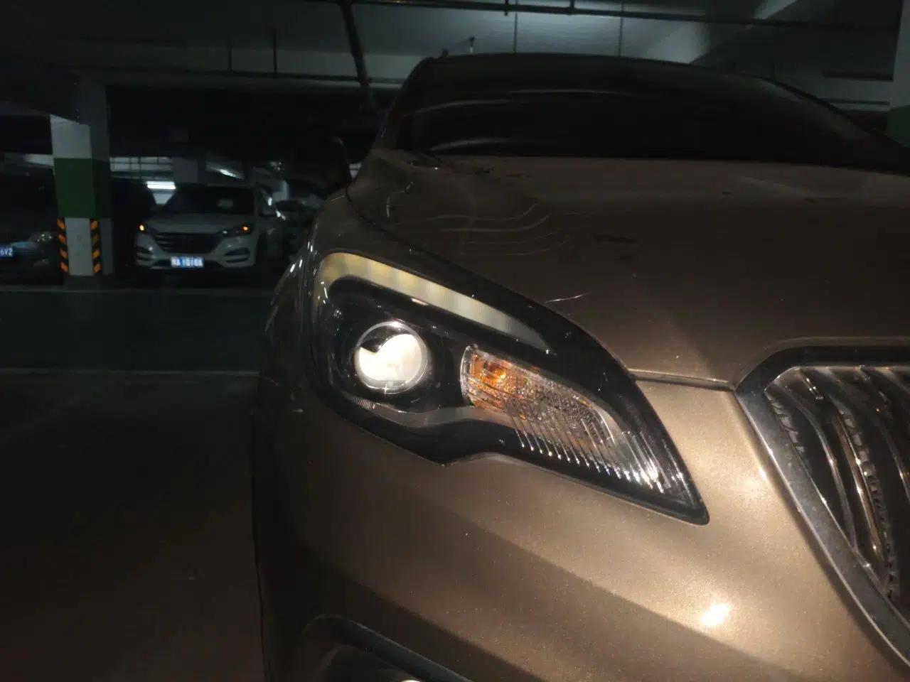 Buick Envision 2016 20T Two-Wheel-Drive Elite Model — миниатюра 7