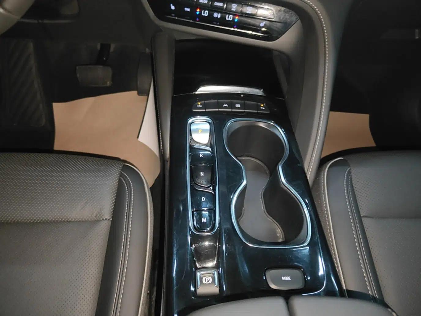Buick Envision 2023 Encore S 552T Two-Wheel Drive Luxury Model — миниатюра 16
