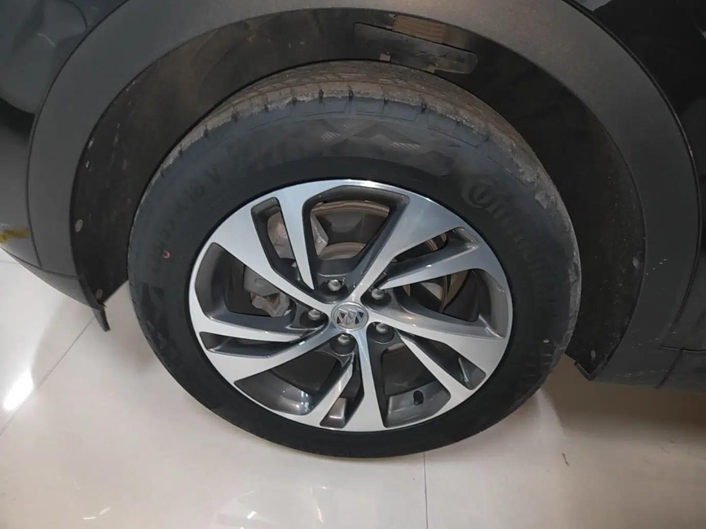 Buick Envision 2023 Encore S 552T Two-Wheel Drive Luxury Model — миниатюра 10