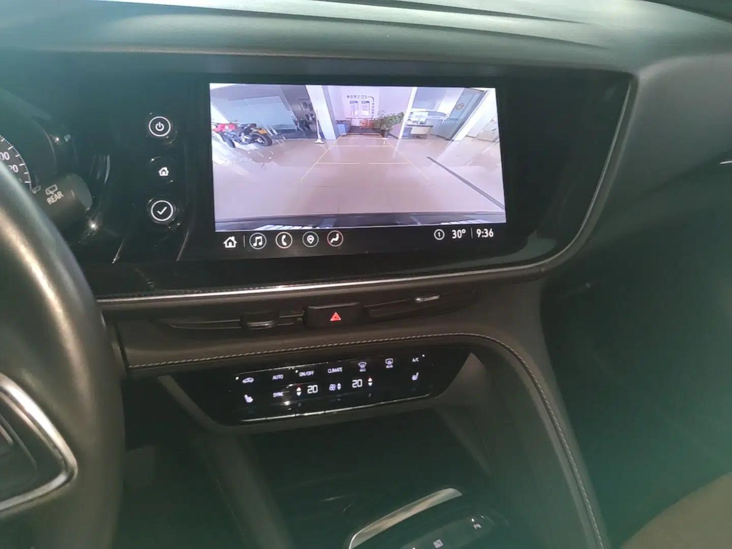 Buick Envision 2020 Encore S 652T Two-Wheel Drive Luxury Model — миниатюра 20