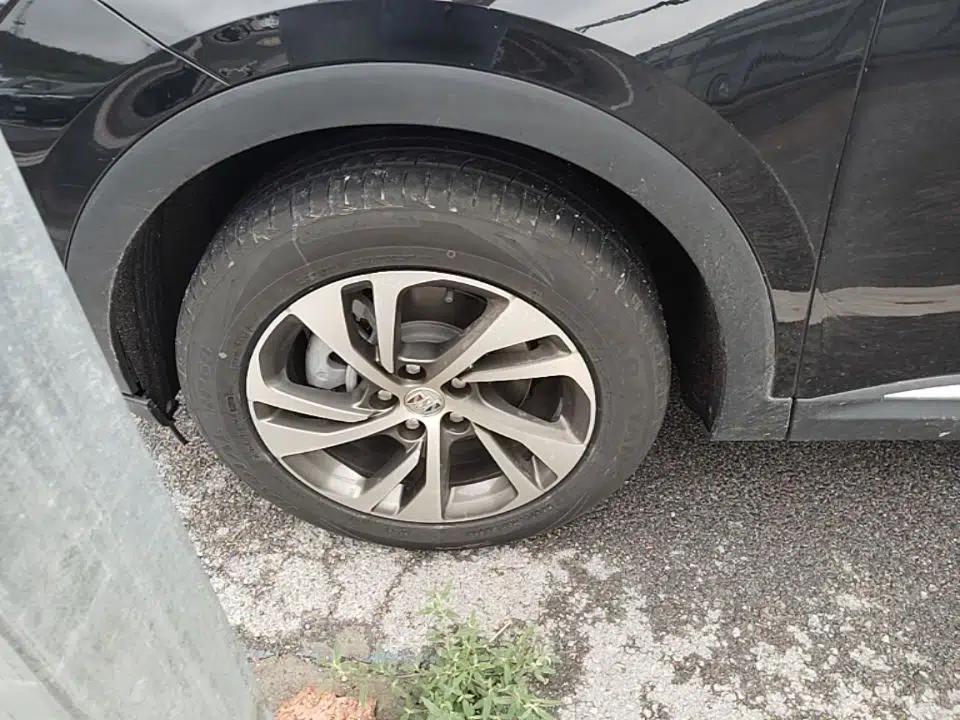 Buick Envision 2022 Encore S 552T Two-Wheel-Drive Luxury Model — миниатюра 10