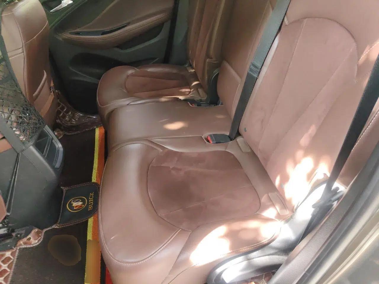 Buick Envision 2018 20T Two-Wheel Drive Luxury Model — миниатюра 17