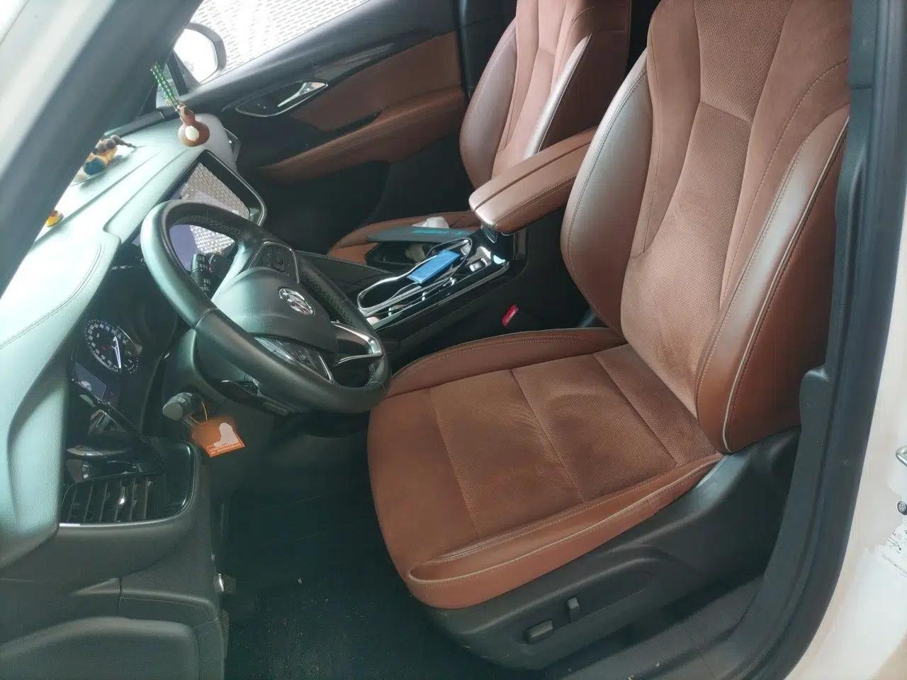 Buick Envision 2020 Encore S 652T Two-Wheel Drive Luxury Model — миниатюра 15