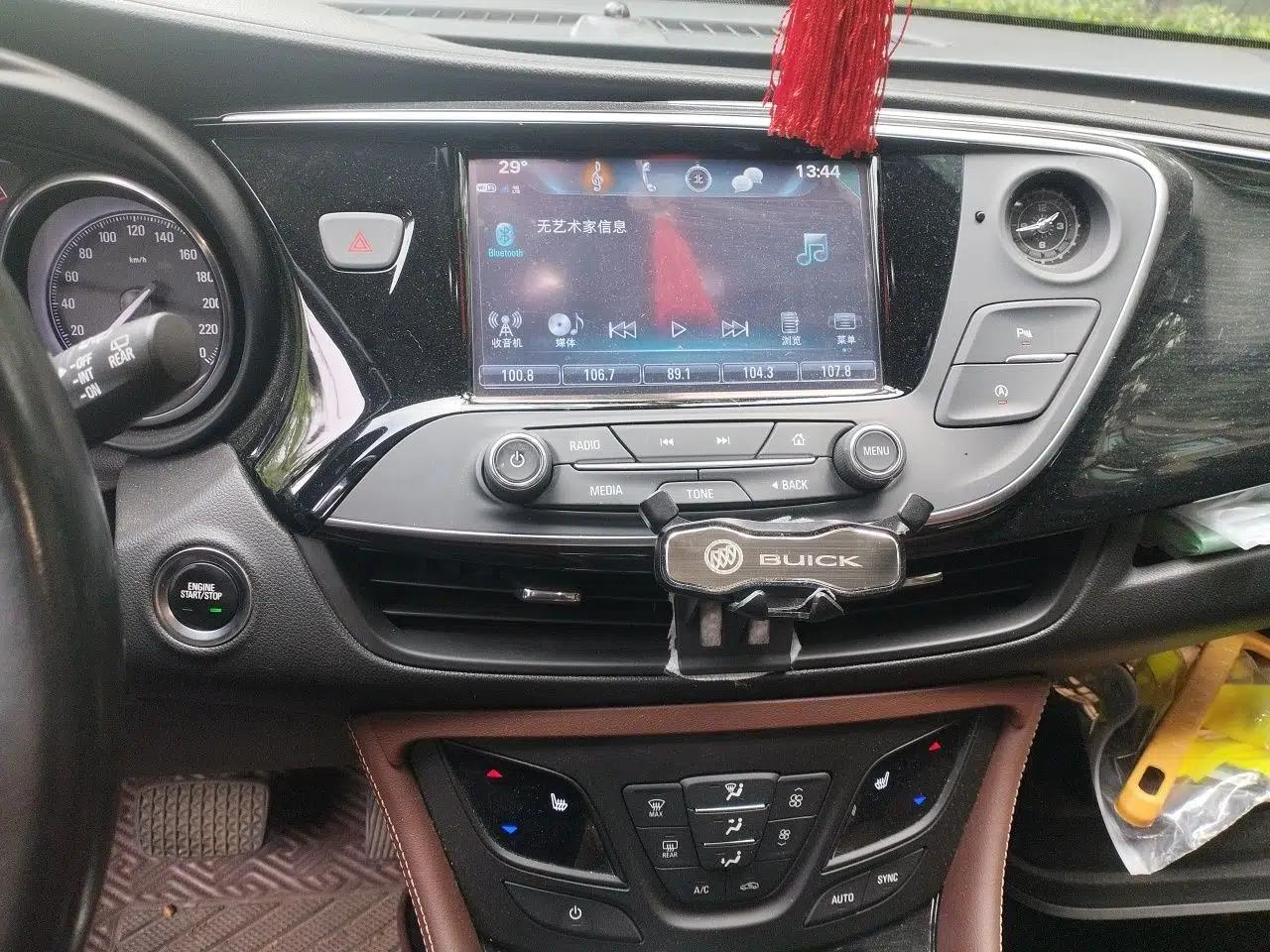 Buick Envision 2019 28T Four-Wheel Drive Elite Version China VI Standard — миниатюра 13