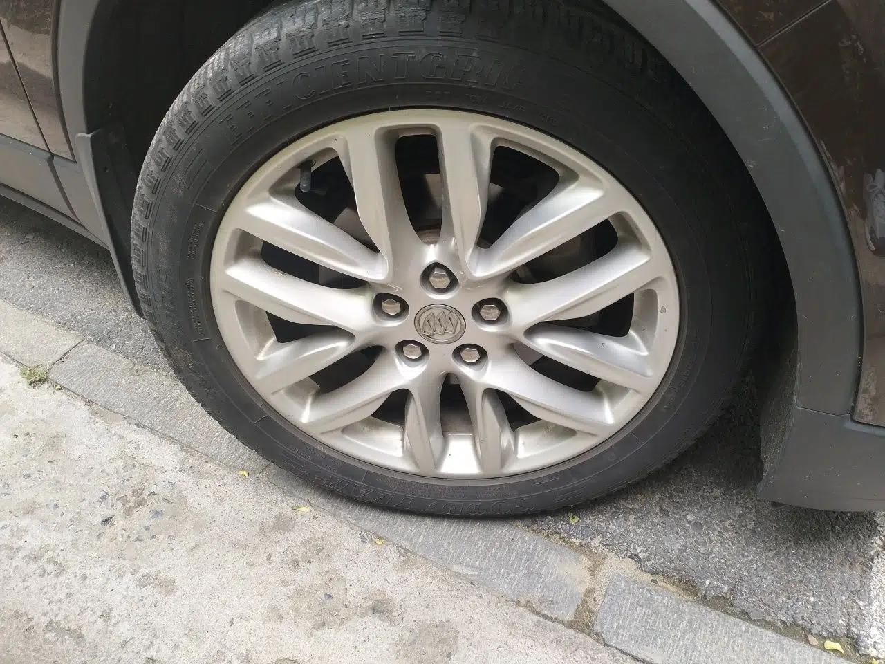 Buick Envision 2019 28T Four-Wheel Drive Elite Version China VI Standard — миниатюра 8