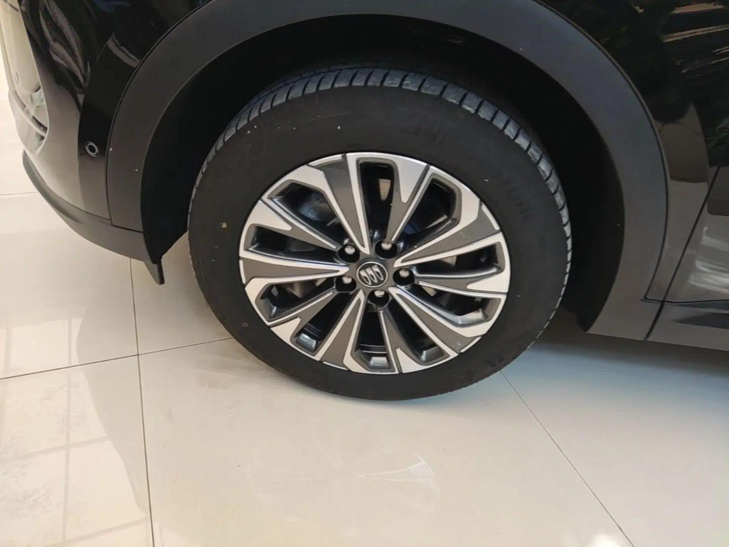 Buick Envision 2025 Encore Plus 28T Two-Wheel-Drive Platinum Edition — миниатюра 15