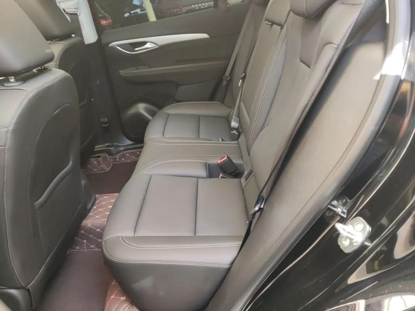 Buick Envision 2025 Encore Plus 28T Two-Wheel-Drive Platinum Edition — миниатюра 25
