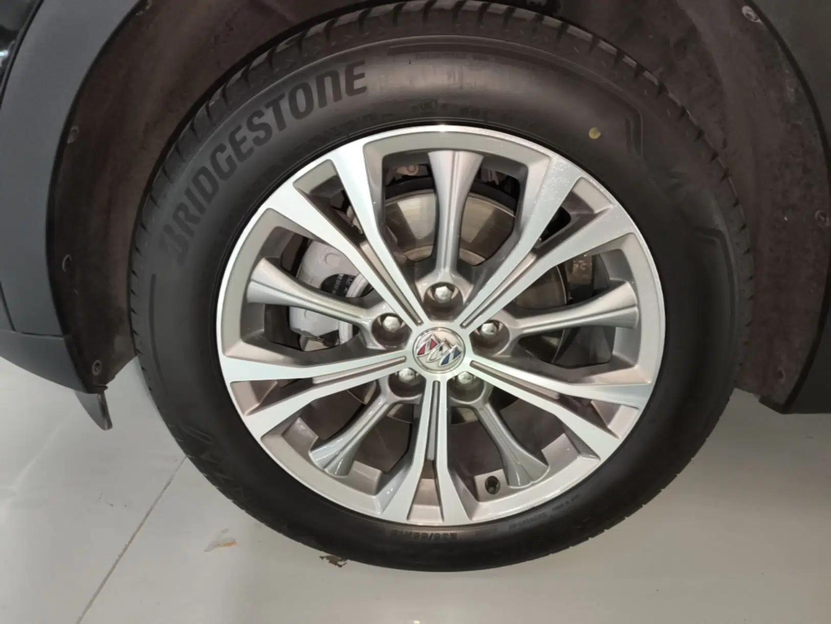 Buick Envision 2023 Encore Plus 652T Five-Seat All-Wheel-Drive Luxury Model — миниатюра 10