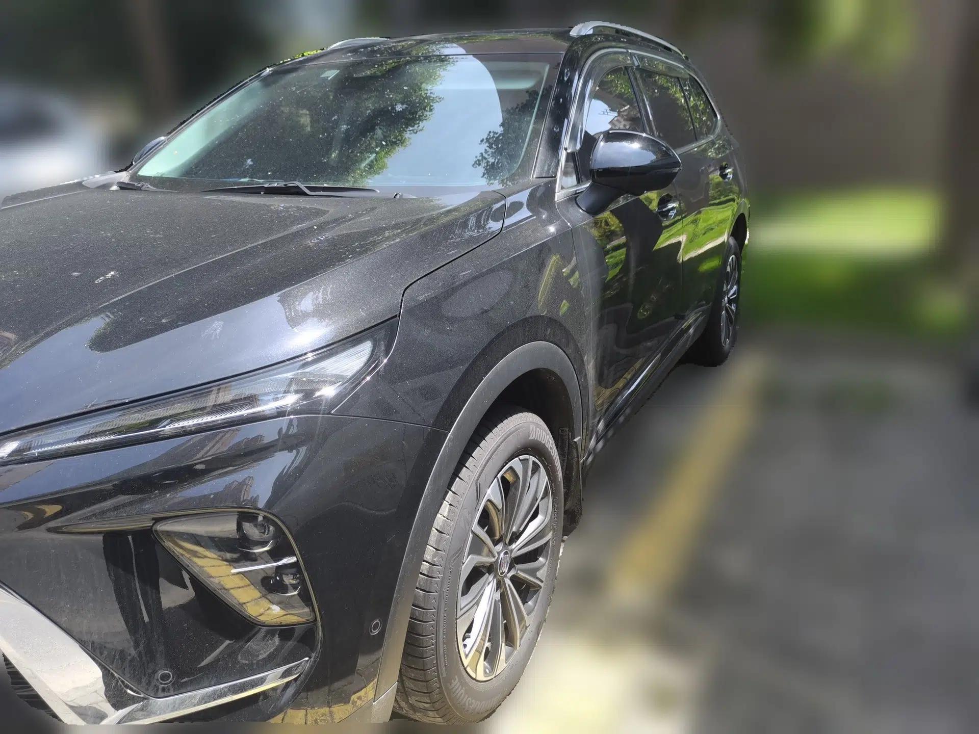 Buick Envision 2025 Encore Plus 28T Two-Wheel-Drive Platinum Edition — миниатюра 1