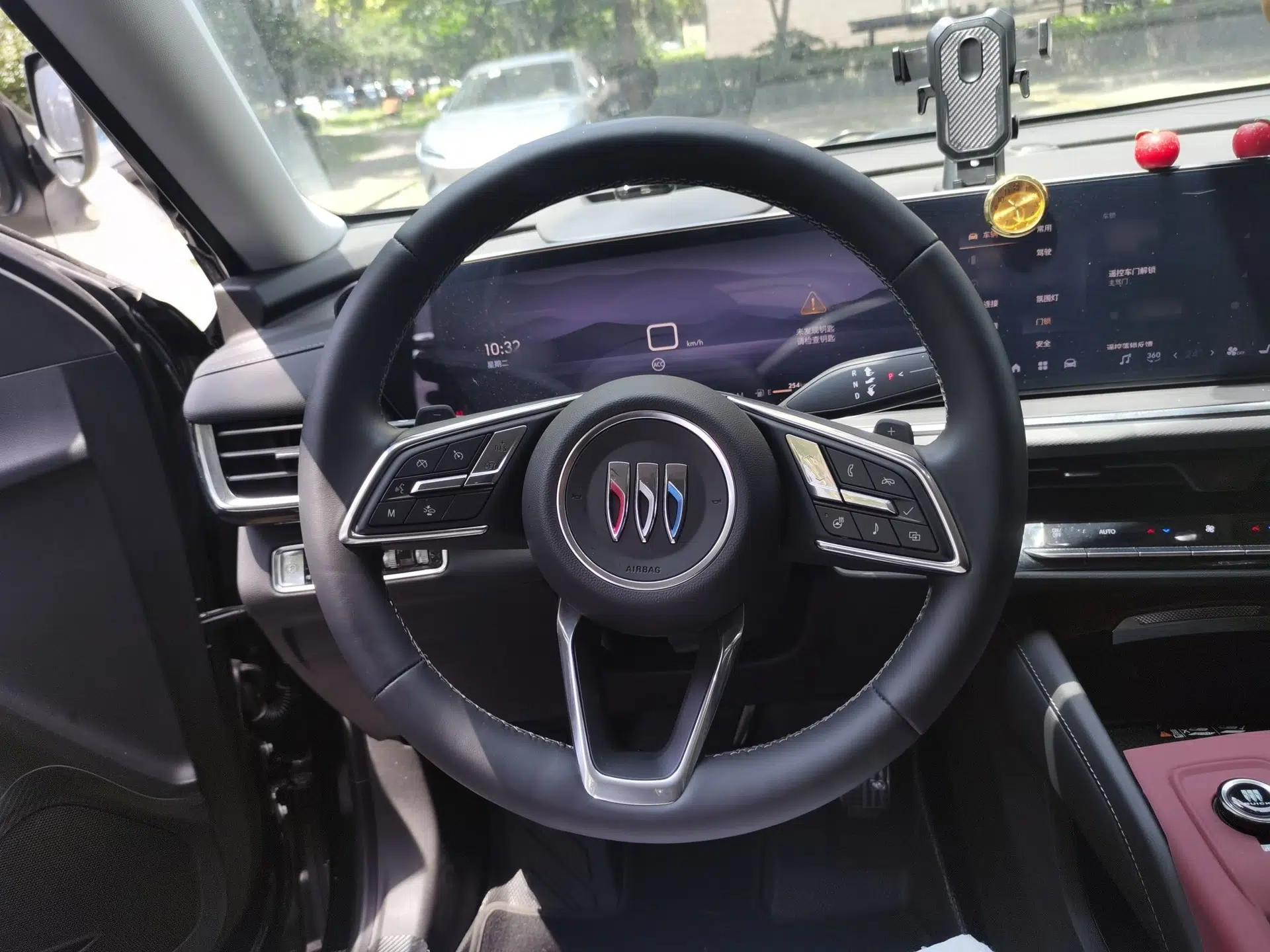 Buick Envision 2025 Encore Plus 28T Two-Wheel-Drive Platinum Edition — миниатюра 10