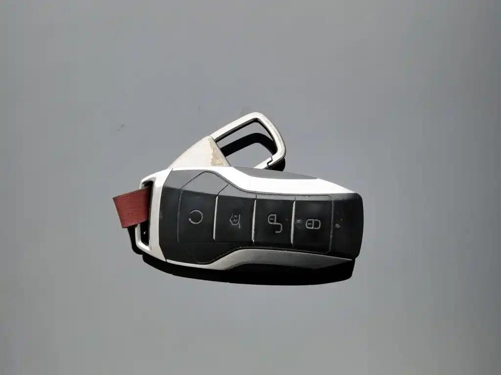 Tang 2018 2.0T Automatic Intelligent Connected Premium 7-seater National V Emission Standard — миниатюра 19