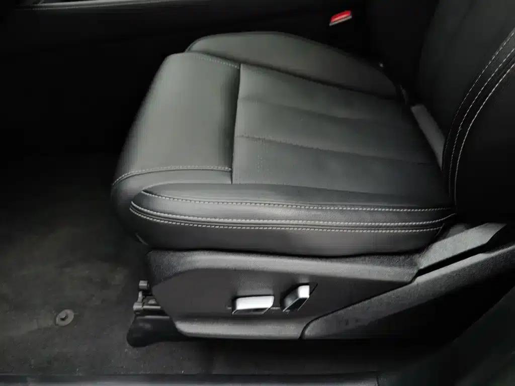 Tang 2018 2.0T Automatic Intelligent Connected Premium 7-seater National V Emission Standard — миниатюра 20