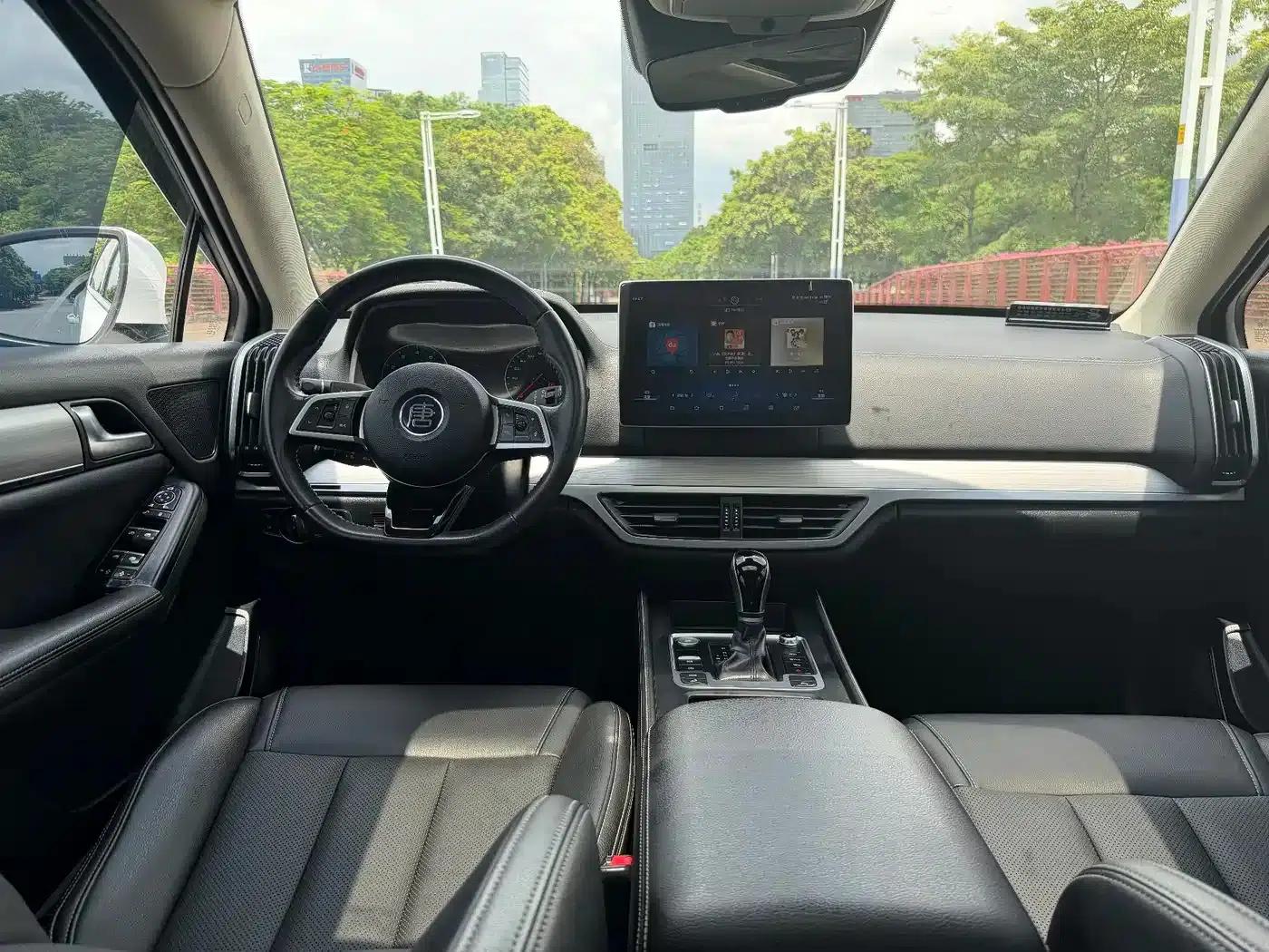 Tang 2019 2.0T Automatic Intelligent Connected Premium 7-seater National VI Emission Standard — миниатюра 18