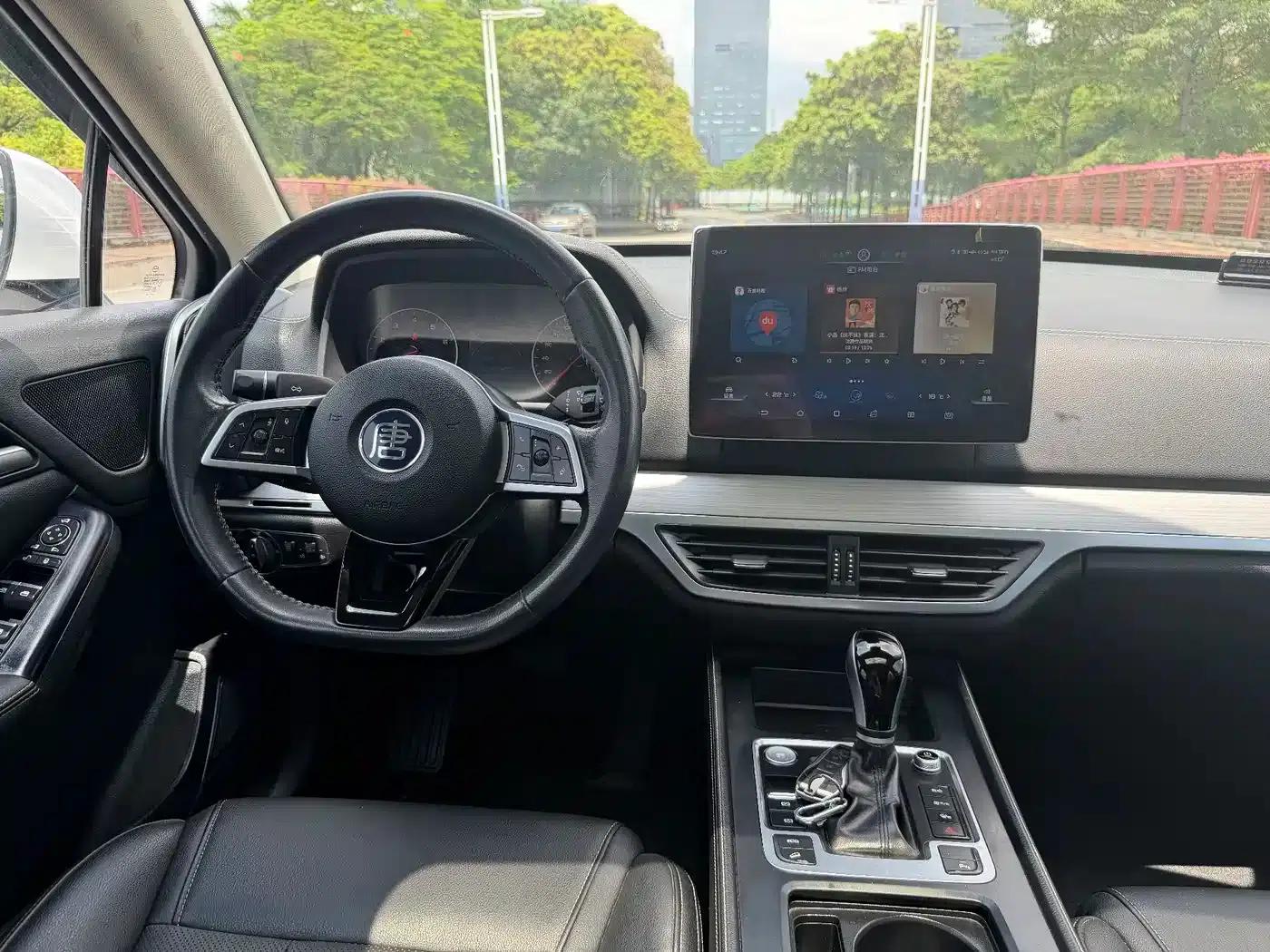 Tang 2019 2.0T Automatic Intelligent Connected Premium 7-seater National VI Emission Standard — миниатюра 21