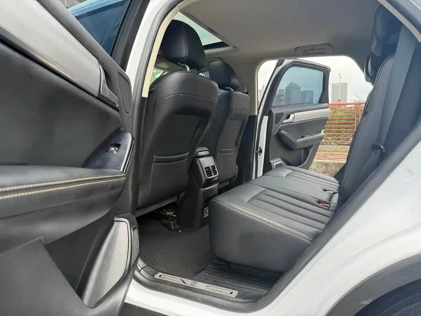 Tang 2019 2.0T Automatic Intelligent Connected Premium 7-seater National VI Emission Standard — миниатюра 6