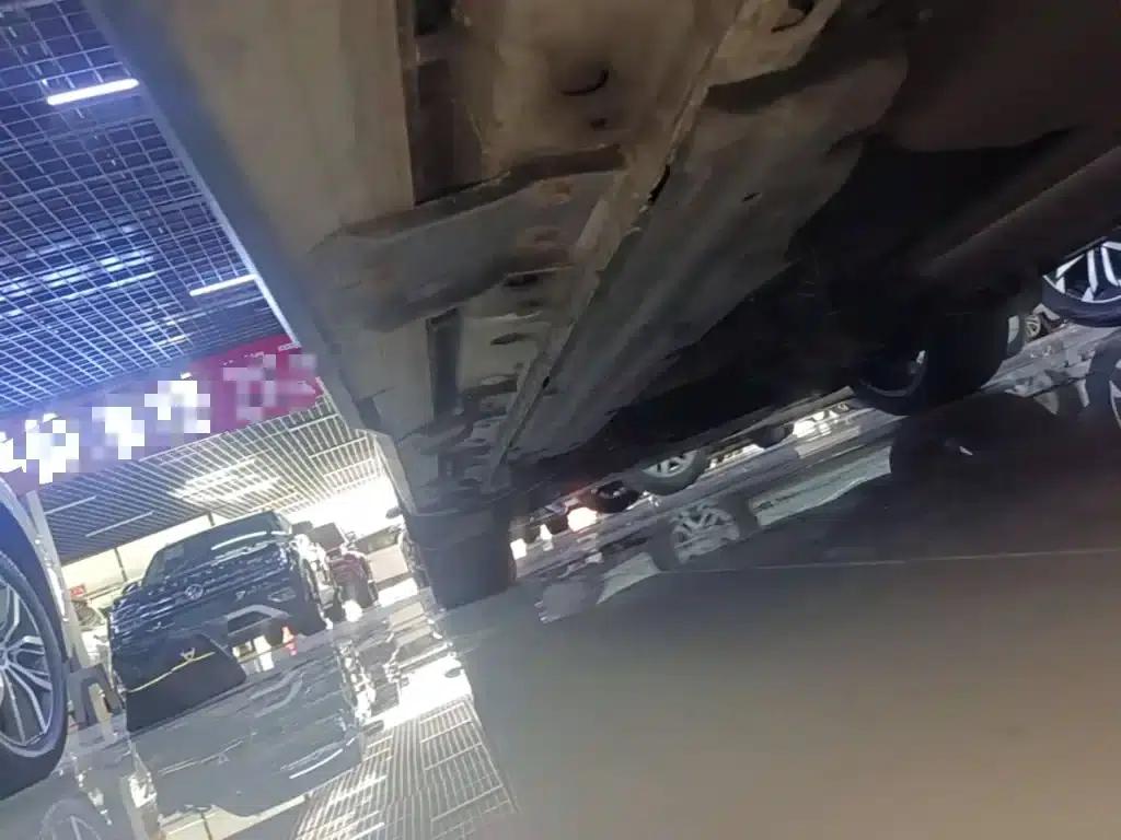 Tang 2019 2.0T Automatic Intelligent Connected Premium 5-seater National VI Emission Standard — миниатюра 22