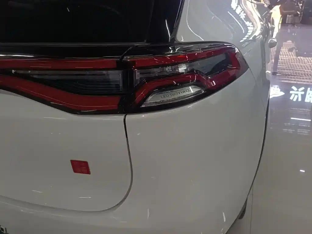 Tang 2019 2.0T Automatic Intelligent Connected Premium 5-seater National VI Emission Standard — миниатюра 8