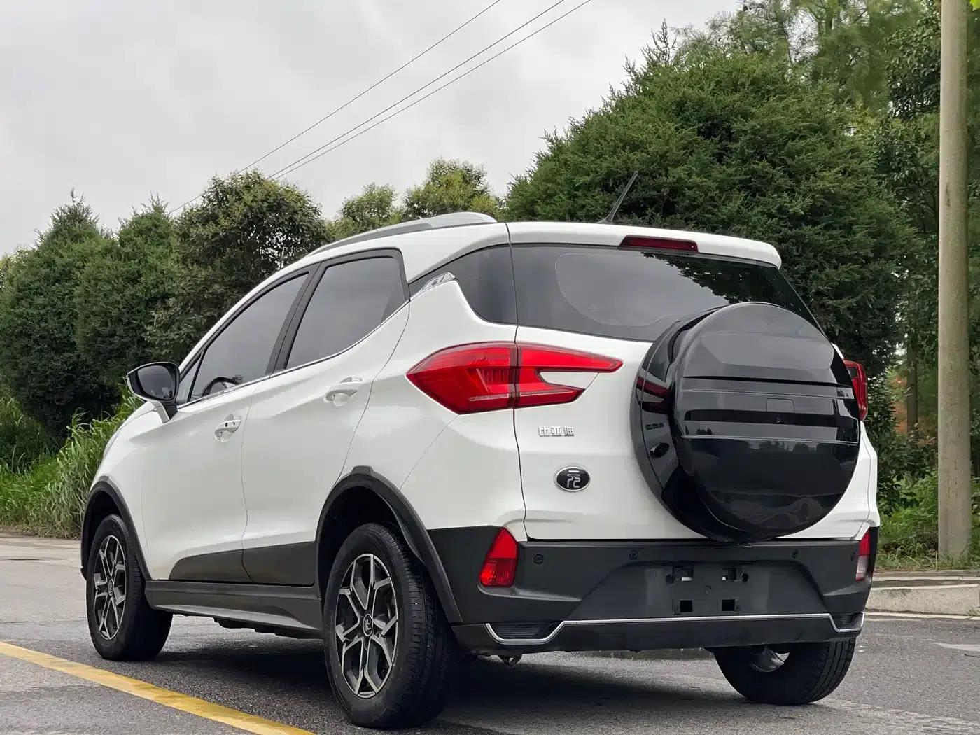 Yuan Pro 2021 401KM Luxury Edition — миниатюра 5