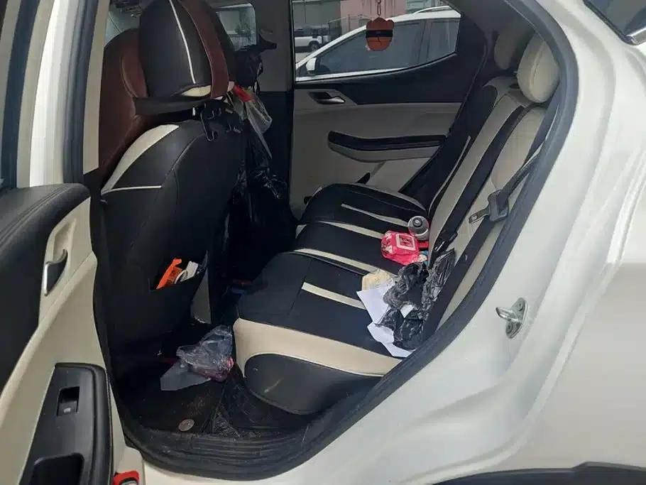 Yuan Pro 2021 401KM Premium — миниатюра 11