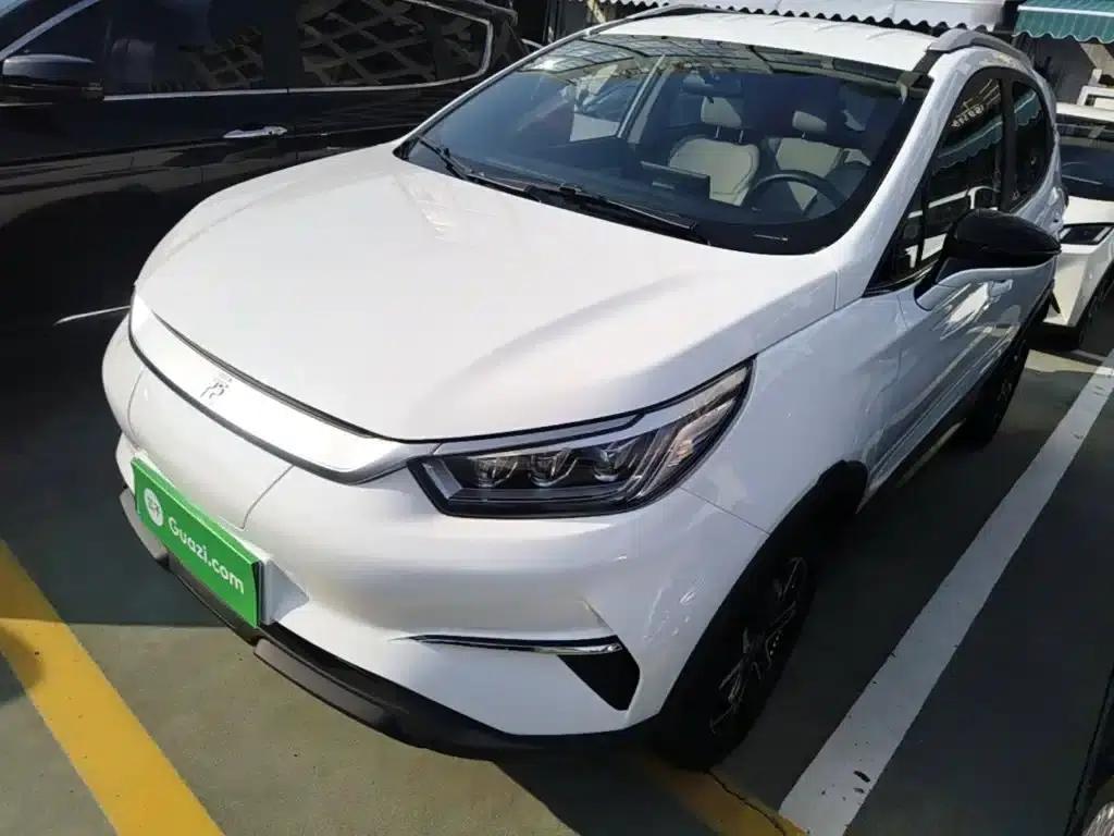Yuan Pro 2021 401KM Luxury Edition — миниатюра 1