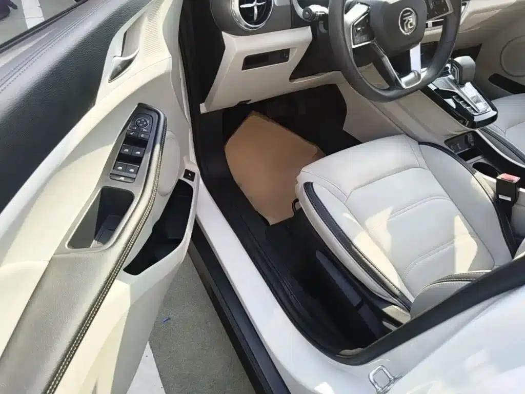 Yuan Pro 2021 401KM Luxury Edition — миниатюра 16